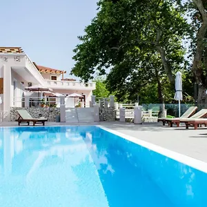  Holiday home Sea And Creek Greece