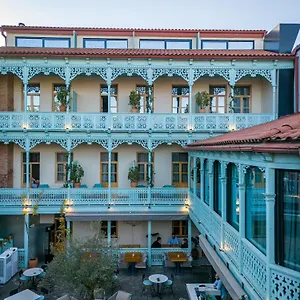 **** Otel The Blue Fox Gürcistan