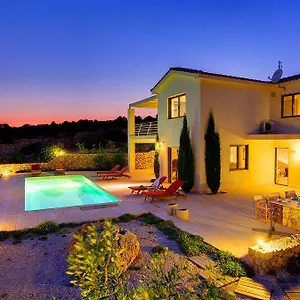  Villa Ideales Greece
